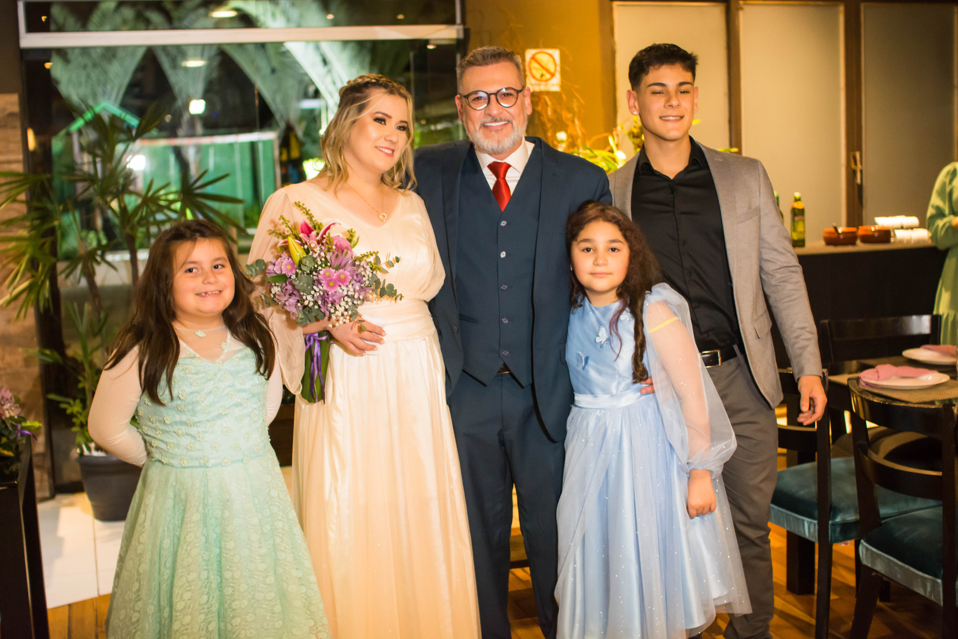 Alexandre com a família: Dani, João Artur, Alice e Sofia